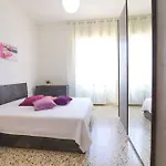 Giorgia Vacation Apartment *
